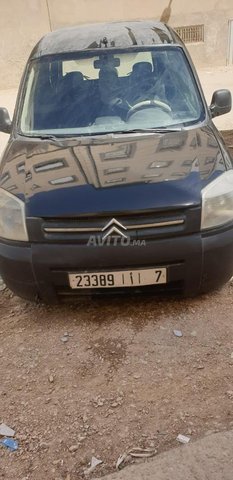 سيارة للبيع