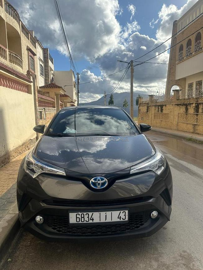 TOYOTA CHR hybride 