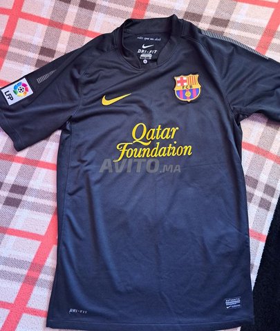 نايك قميص طقم نادي برشلونة S M جديد