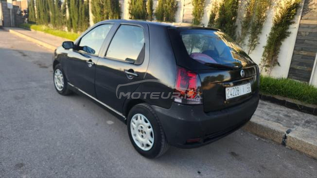 Fiat Albea Essence Manuelle 2006 à Deroua
