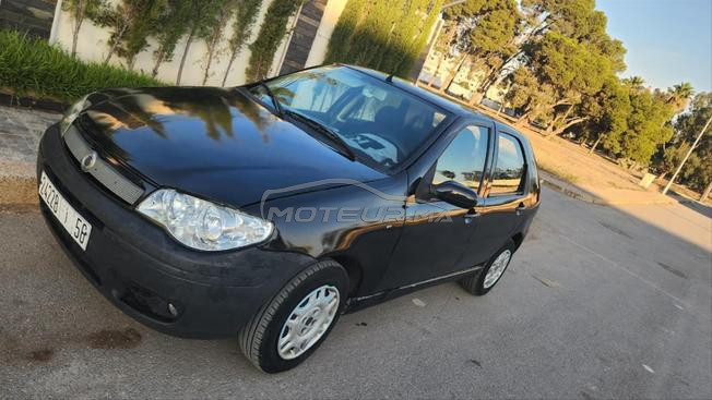Fiat Albea Essence Manuelle 2006 à Deroua