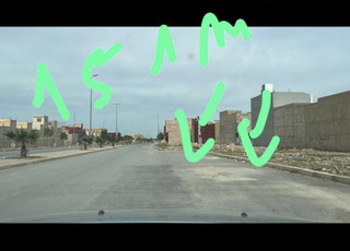 2 lots commerciaux à vendre