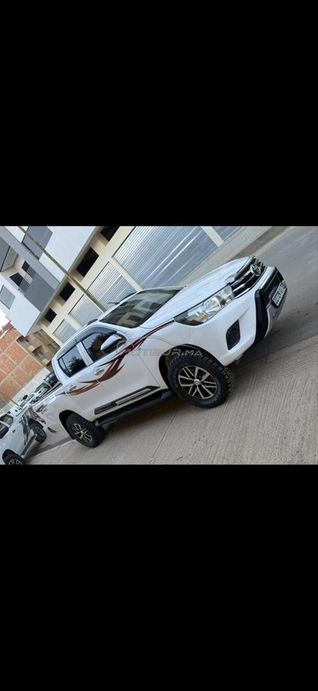toyota hilux 2020 