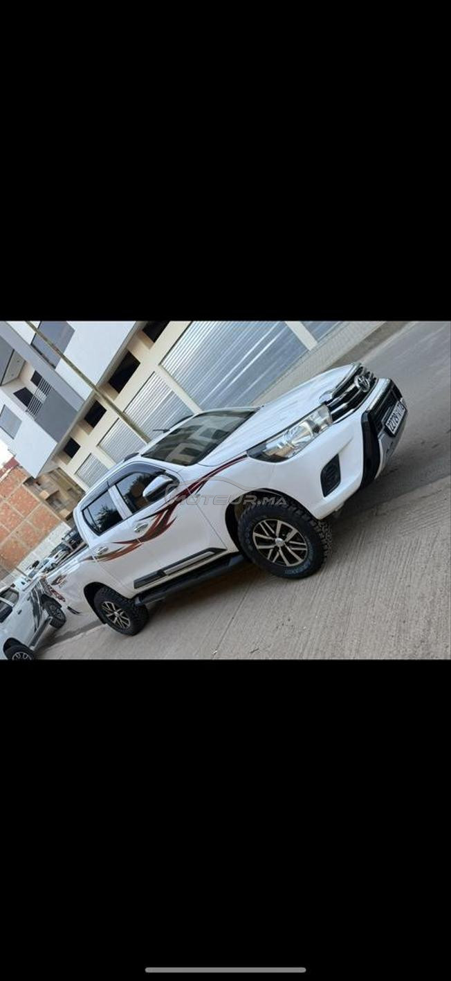 toyota hilux 2020 
