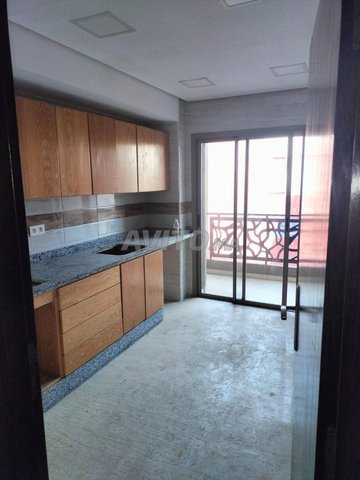 شقة 80 متر طابق 2 في حي السلام للبيع