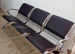 مقعد من الجلد الصناعي لقاعة الانتظار