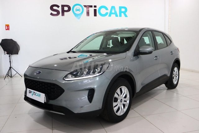 Stellantis - FORD Kuga - 2021