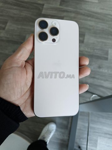 Apple 16 pro 256Gb max 96 etat de batterie