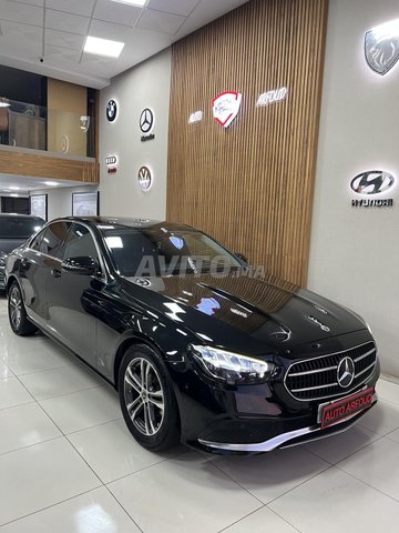 Mercedes Benz classe E Automatique 2021 à Salé