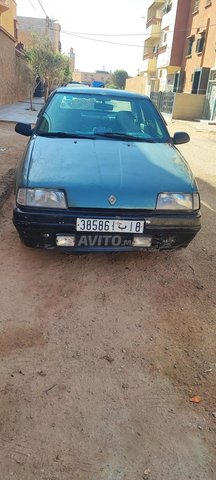 رونو 19 إيسونس