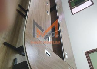 Bureau de direction moderne et luxueux