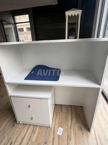 أثاث صندوق أو كاونتر محل