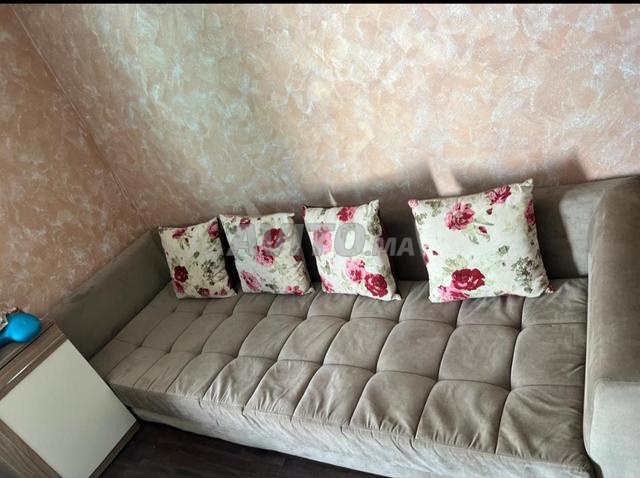 canapé a vendre très bon état 