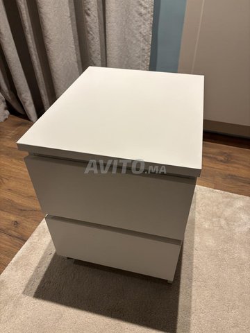 Table de chevet IKEA