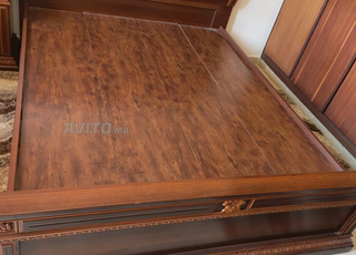 غرفة نوم مع مرتبة كينيدورسال 160x200