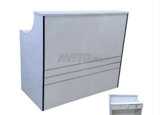 COMPTOIR DE RECEPTION