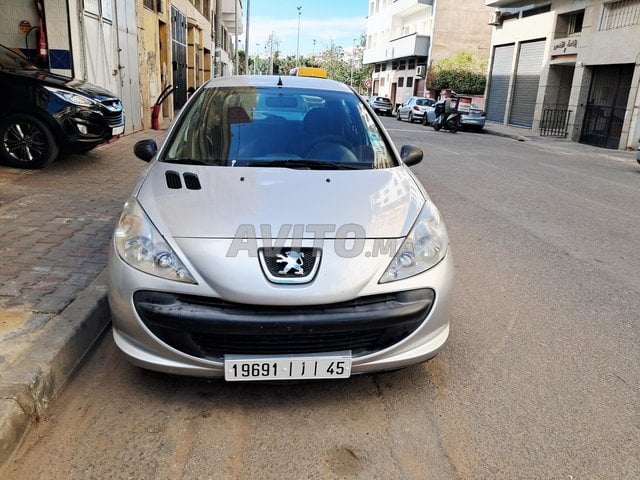 PEUGEOT 206 ESSENCE MANUELLE
