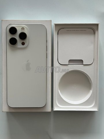 iphone 15 pro max 256gb excellent état