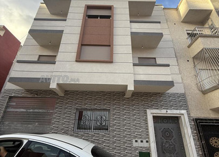 Maison à deux étages avec garage à vendre à Boujarah Tétouan
