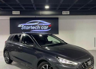 Hyundai i30 Diesel Automatique 2021 à Tanger