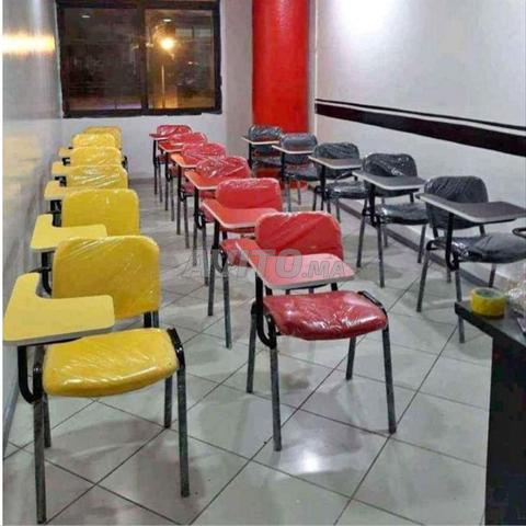 Chaise ISO avec écritoire - 2