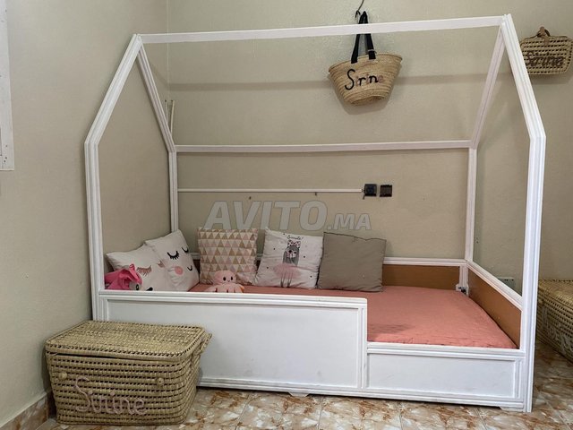 Lit Montessori pour fille