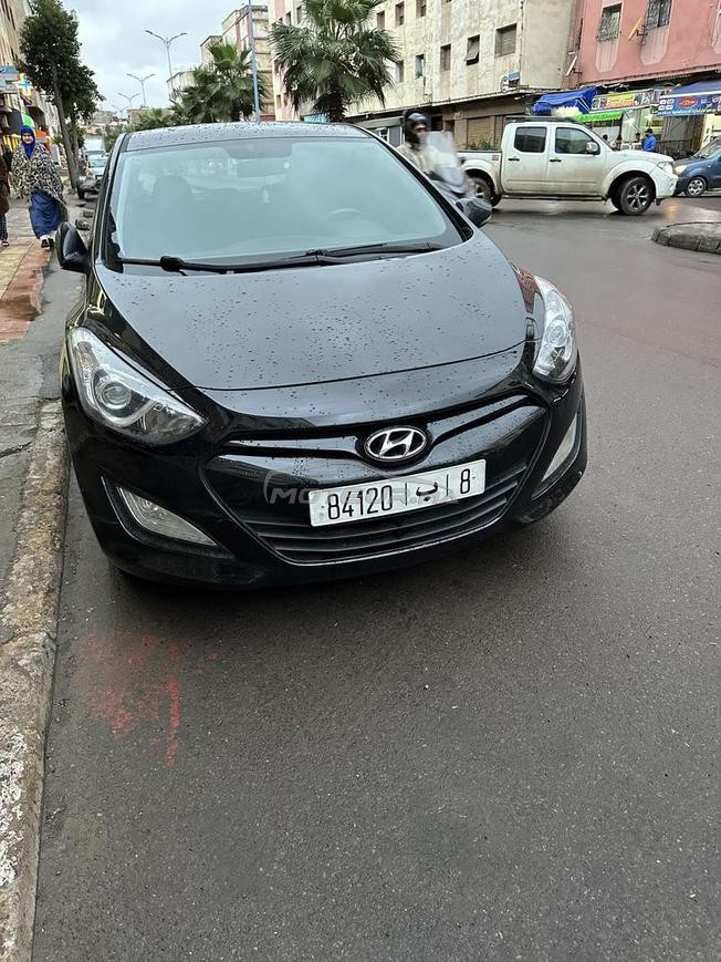 voiture hyundai i30 tres bnetat avec un bon prix 