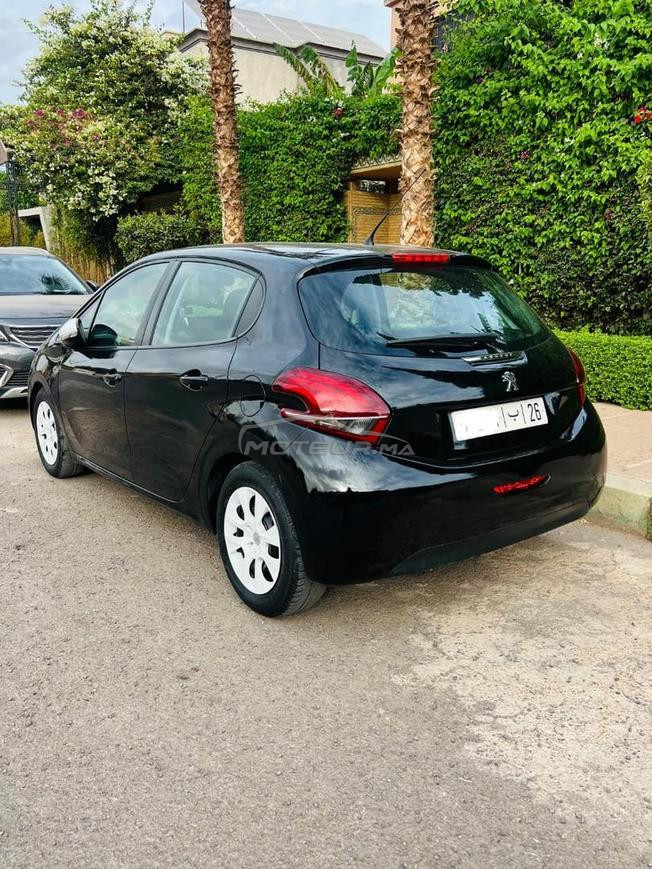 Peugeot 208 essence 2017 