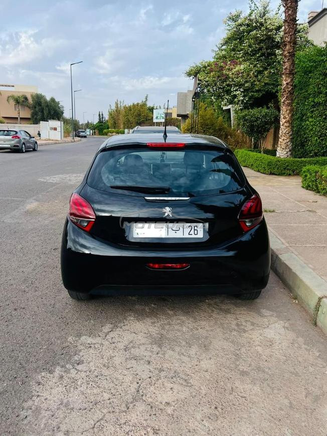 Peugeot 208 essence 2017 