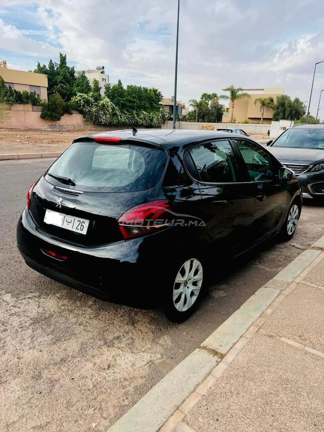 Peugeot 208 essence 2017 