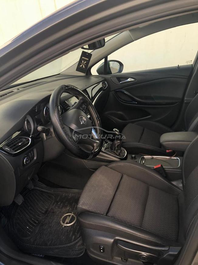 Opel Astra Diesel Manuelle 2019 à Tanger