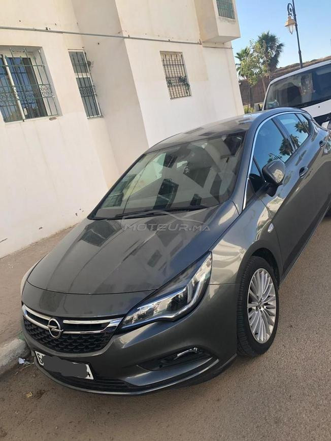 Opel Astra Diesel Manuelle 2019 à Tanger