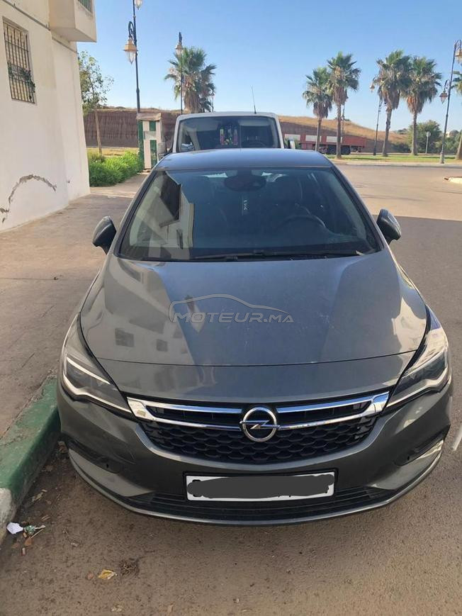 Opel Astra Diesel Manuelle 2019 à Tanger