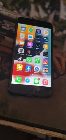 Iphone 7 plus 128 giga fonctionne seulement en wifi