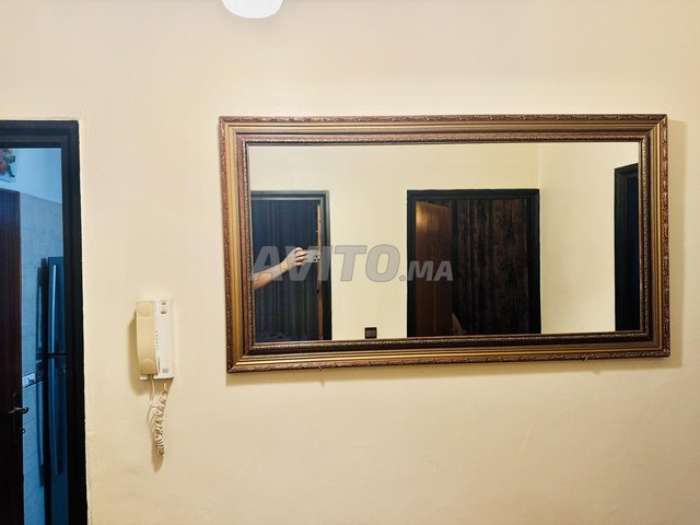 مرآة декоративية