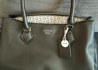 حقيبة يد جلدية