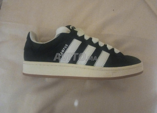 أديداس 00s أصلية لون أسود 42