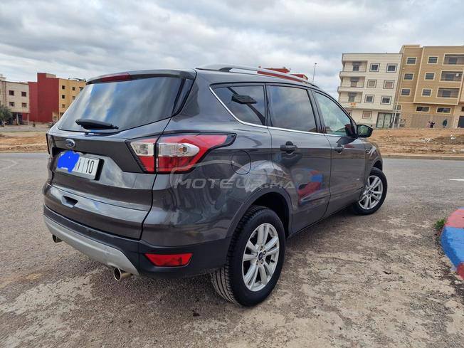 ford kuga très propre 