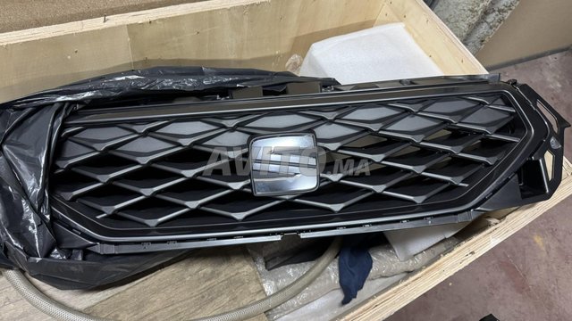 سيات أتيكا FR شبك أمامي أصلي جديد