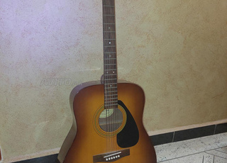 Guitare yamaha F310P TBS