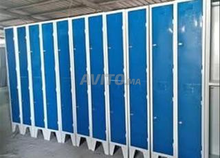 خزانة ملابس معدنية متينة وعملية