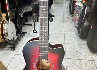 غيتار صوتي 4/4 لون متوفر