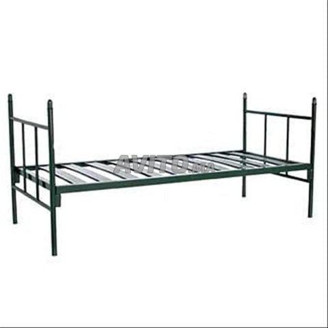 Lit chambre collective à NADOR