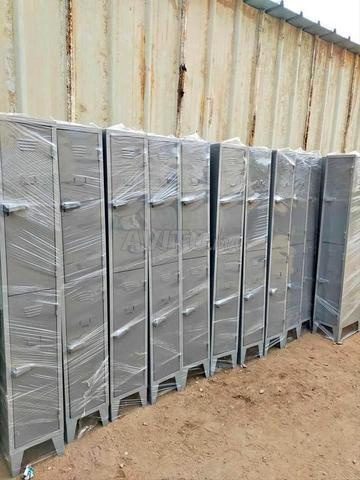 أثاث مدرسي كامل وعالي الجودة