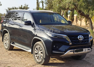 Toyota Fortuner D-4D Automatique 2022 - Etat neuf