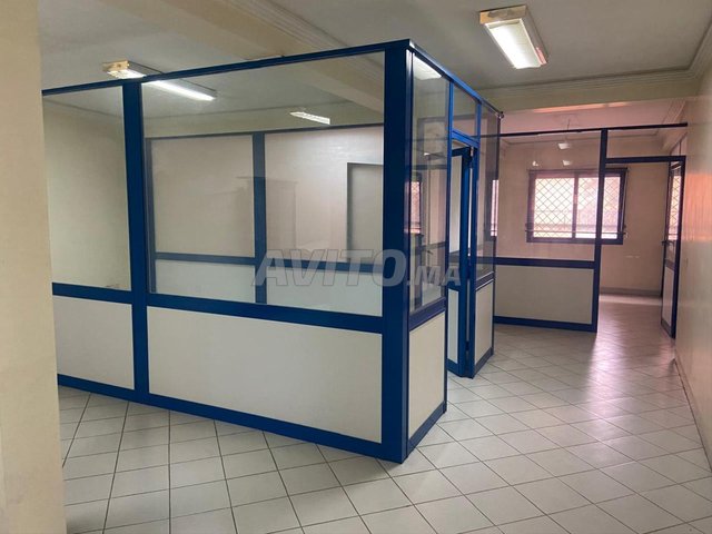 مكتب في الطابق الأول مركز كيليز ماكدونالدز