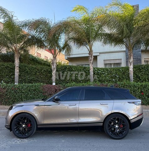 لاند روفر فيلار V6