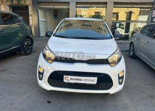 Kia Picanto Essence Manuelle 2022 à Settat