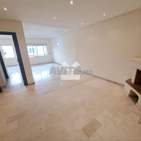 158867-شقة للإيجار بـ 8000 درهم في