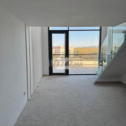 160457-Local à louer à 8000DH à Lissasfa